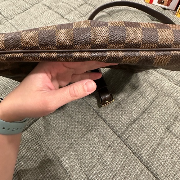 Louis Vuitton Bloomsbury PM - Picture 11 of 16